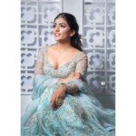 Eesha Rebba hotTelugu cinema actress navel show